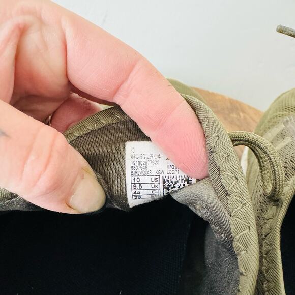 New Balance Brown Fuelcore Coast V4 Sneakers Men’s Size 10 - Picture 8 of 9